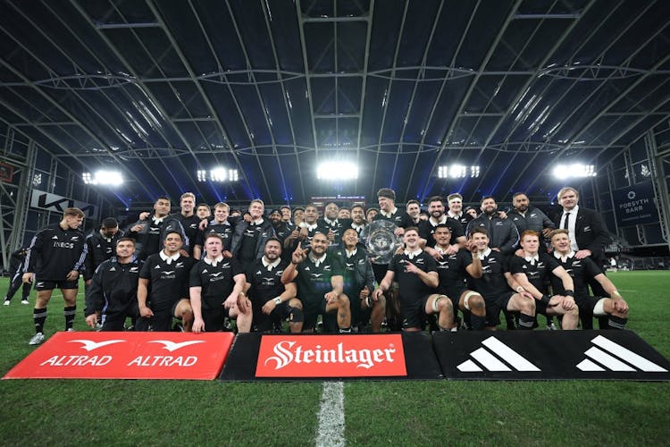 The All Blacks held on to defeat England. Photo: Getty Images