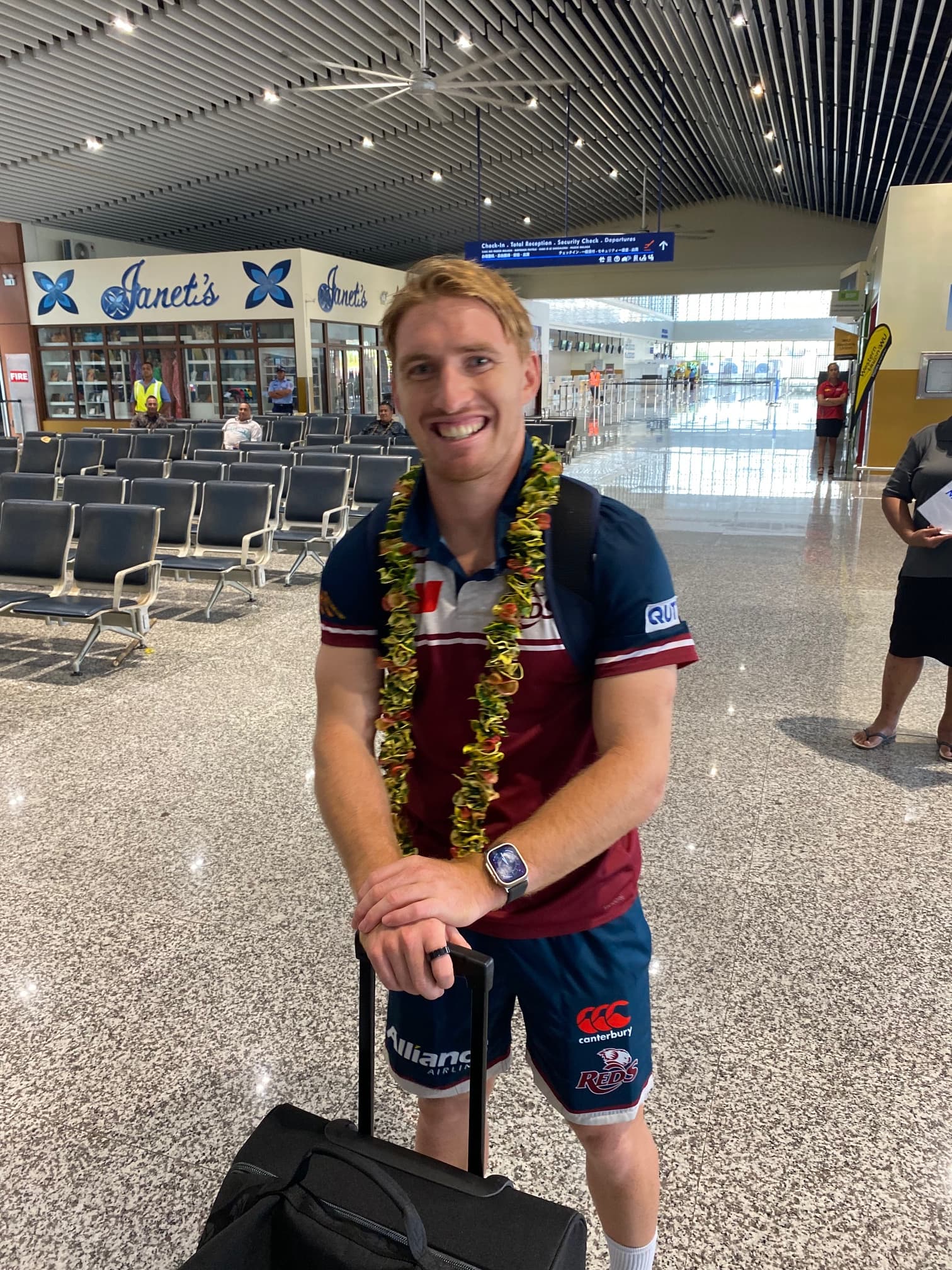 Halfback Tate McDermott welcomed to Samoa in traditional style