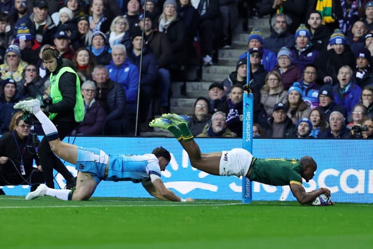 Makazole Mapimpi got a double as the Springboks closed out the win over Scotland. Photo: Getty Images