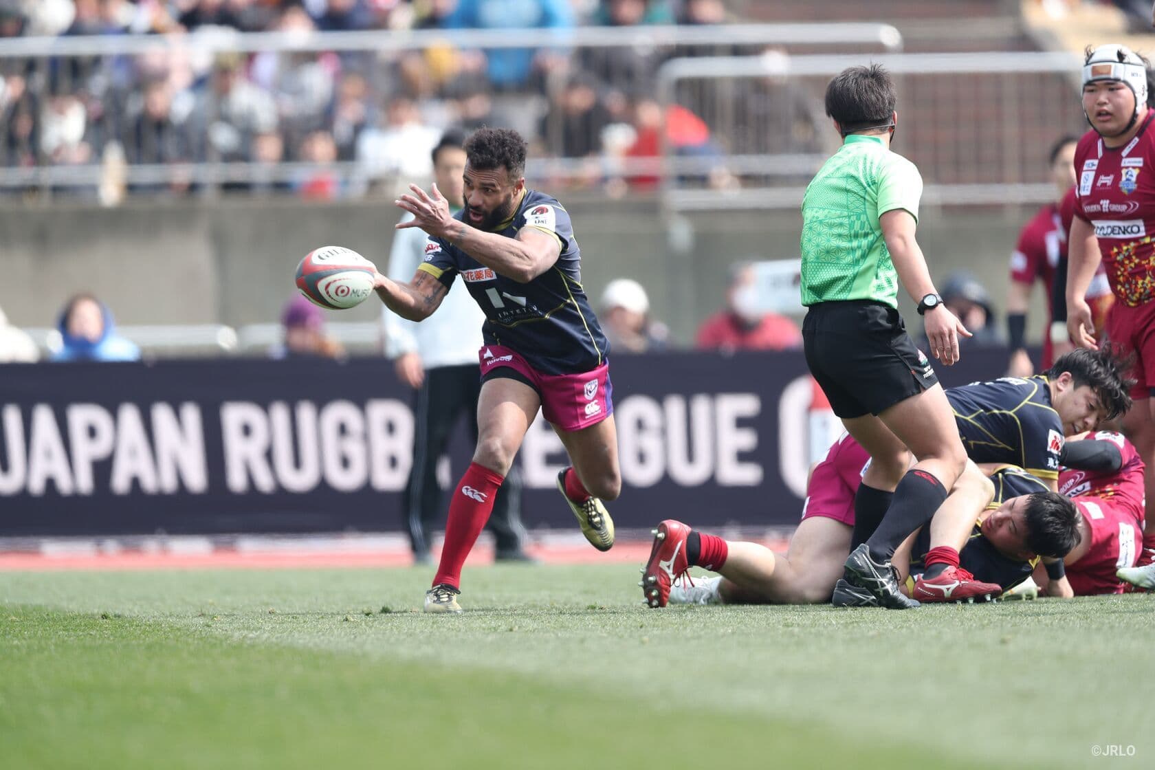 Will Genia in action for Kintetsu Liners during the 24/25 Japan League One season. Picture: JLO1